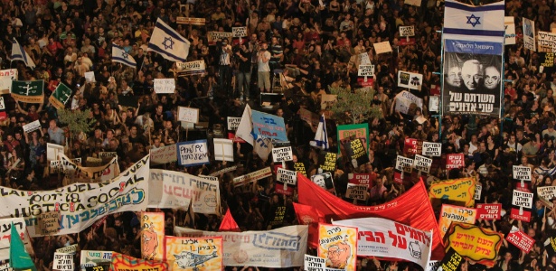 israelenses-fazem-manifestacao-em-beersheba-no-sul-do-pais-para-protestar-contra-o-alto-custo-de-vida-1313274219521_615x300.jpg